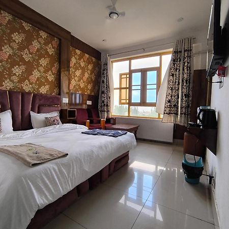 Gulmarg Gs Residency Hotel Bagian luar foto