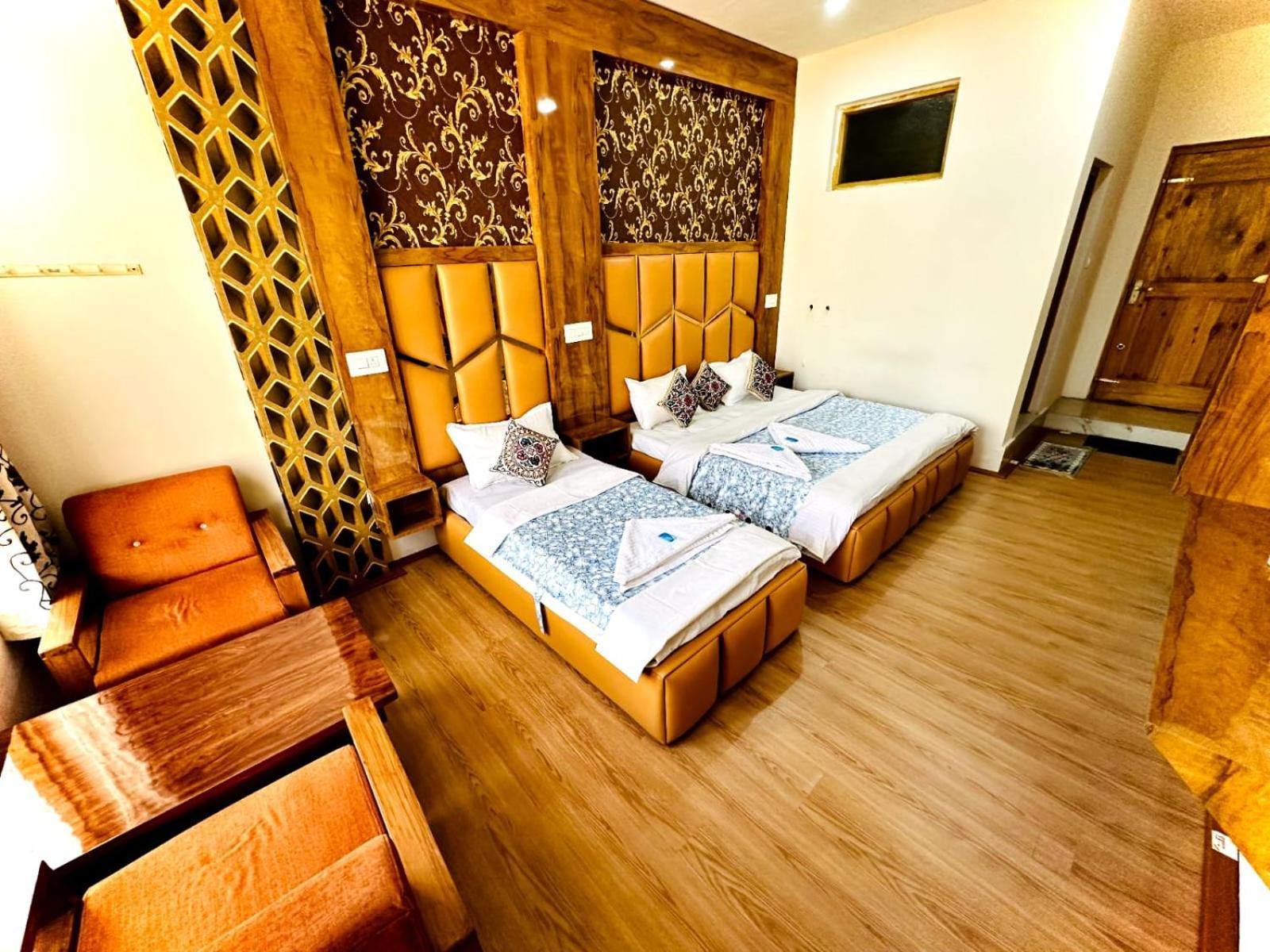 Gulmarg Gs Residency Hotel Bagian luar foto