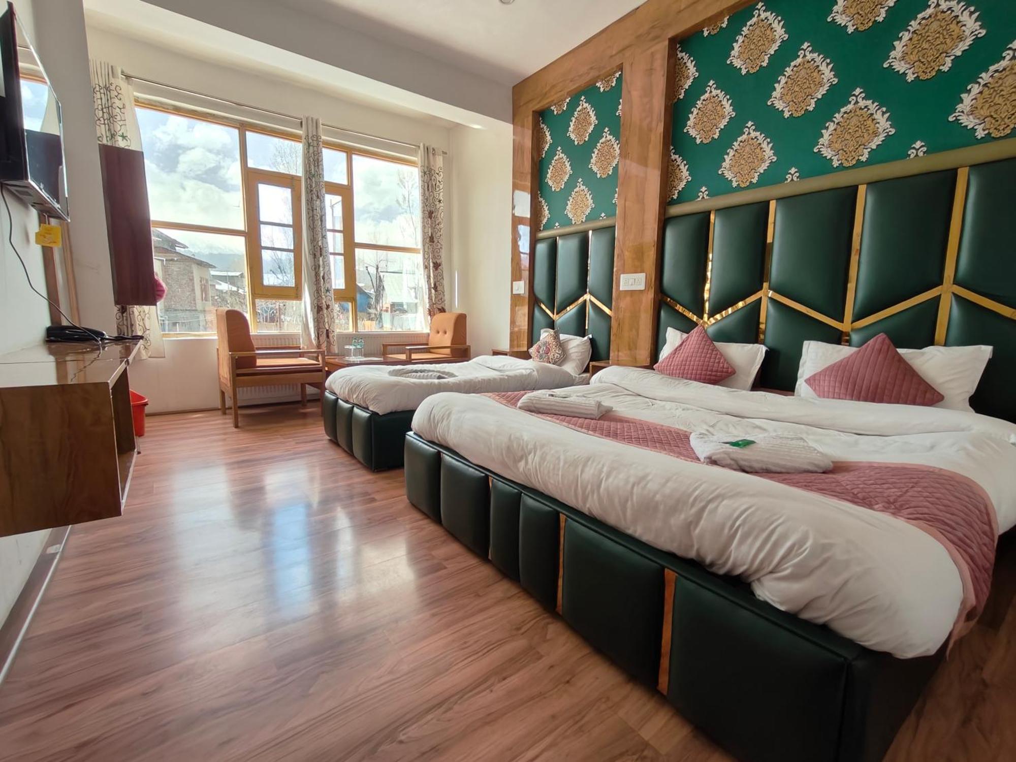 Gulmarg Gs Residency Hotel Ruang foto